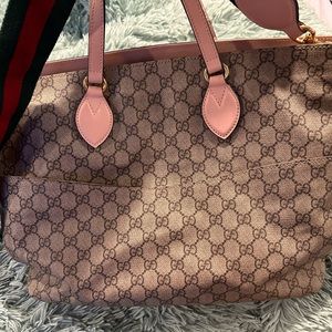 Gucci Diaper Bag 🔥
